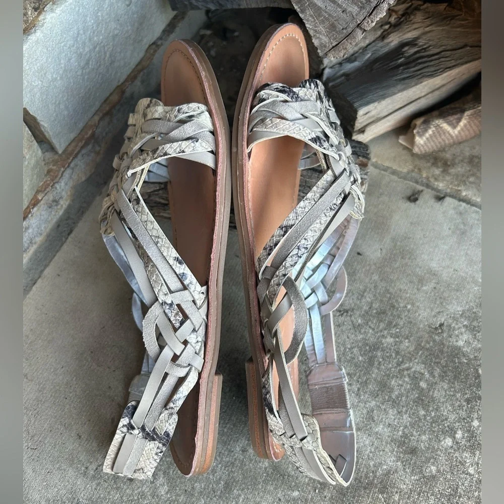 Carlos by Carlos Santana Mavin‎ slingback sandal in driftwood Sz-8.5. J